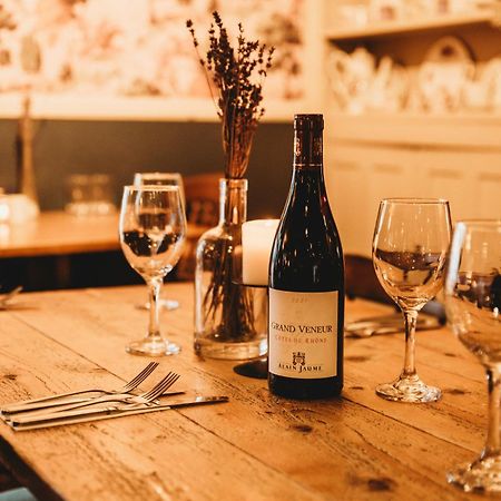 The White Lion Inn أوكهام المظهر الخارجي الصورة