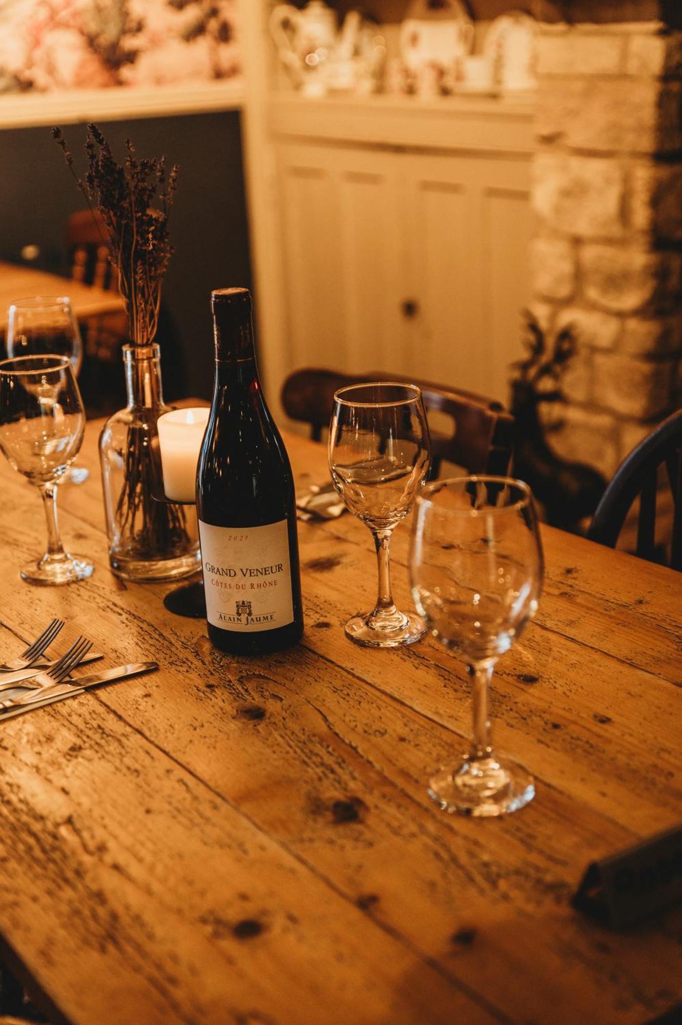 The White Lion Inn أوكهام المظهر الخارجي الصورة