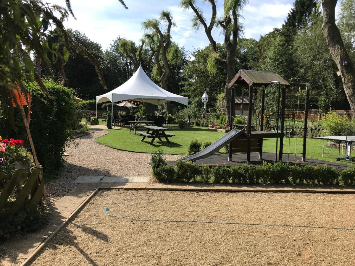 The White Lion Inn أوكهام المظهر الخارجي الصورة